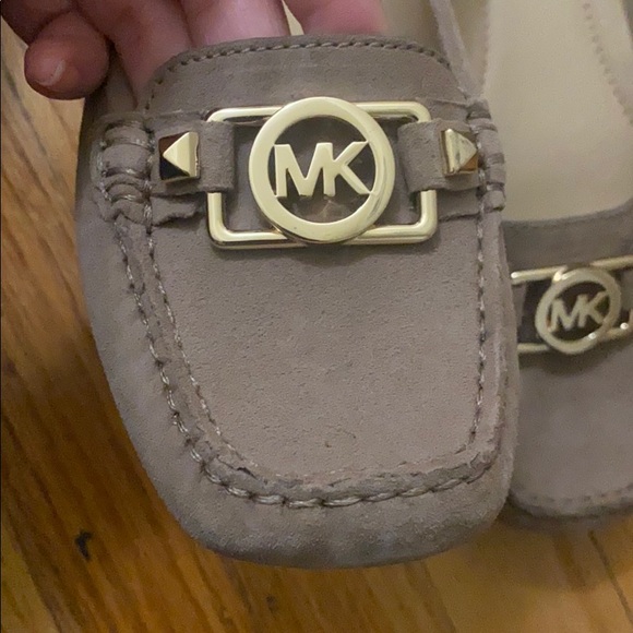 💚BNIB - Michael Kors flats in Dune - Picture 2 of 5